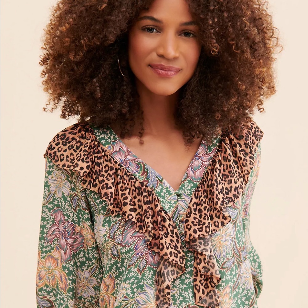 Anthropologie Size 6 Kachel print blouse